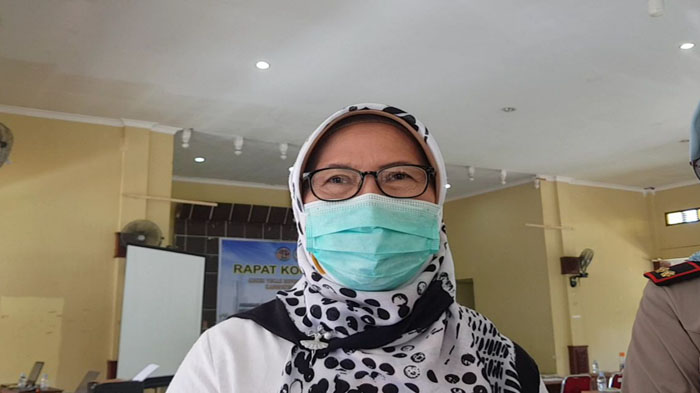 sekretaris-daerah-kabupaten-kayong-utara-hilaria-yusnani-hghyty.jpg