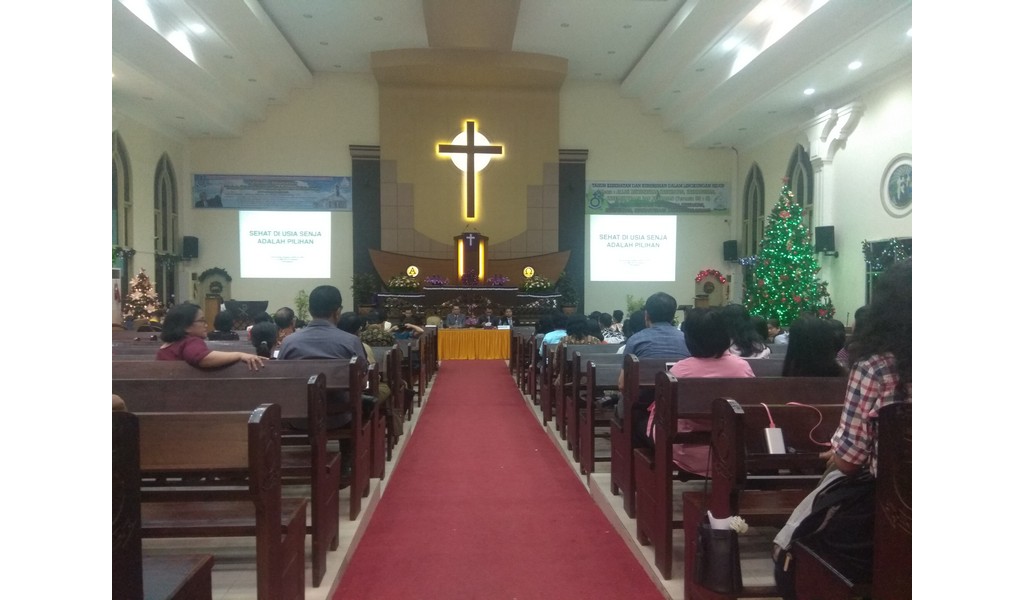 seminar-kesehatan-di-gereja-hkbp-pontianak.jpg