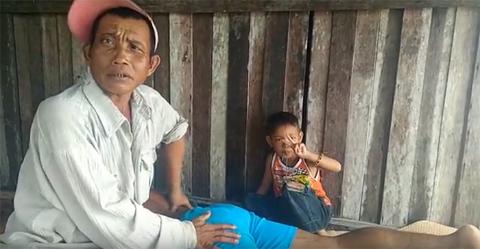 Masih Ingat M Syukur, Seniman Urut Asal Sambas Yang Viral? Ini Kabarnya Sekarang, Ada Lagu Baru Loh