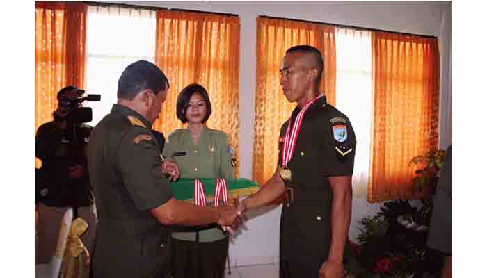 Jadi Lulusan Terbaik, Serda Taufiqurachman Janji Ikhlas Abdikan Diri Pada Negara