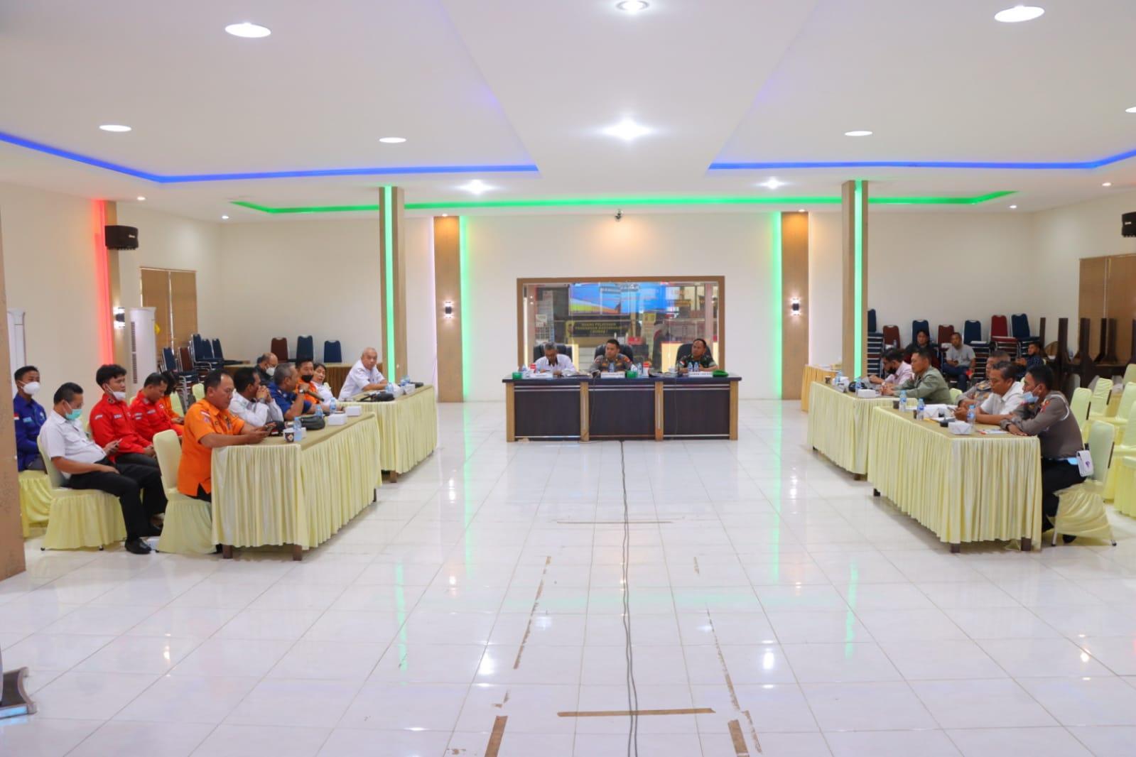 Rakor Antisipasi Bencana Alam, Wakapolres Sintang Ingatkan Semua Pihak untuk Waspada