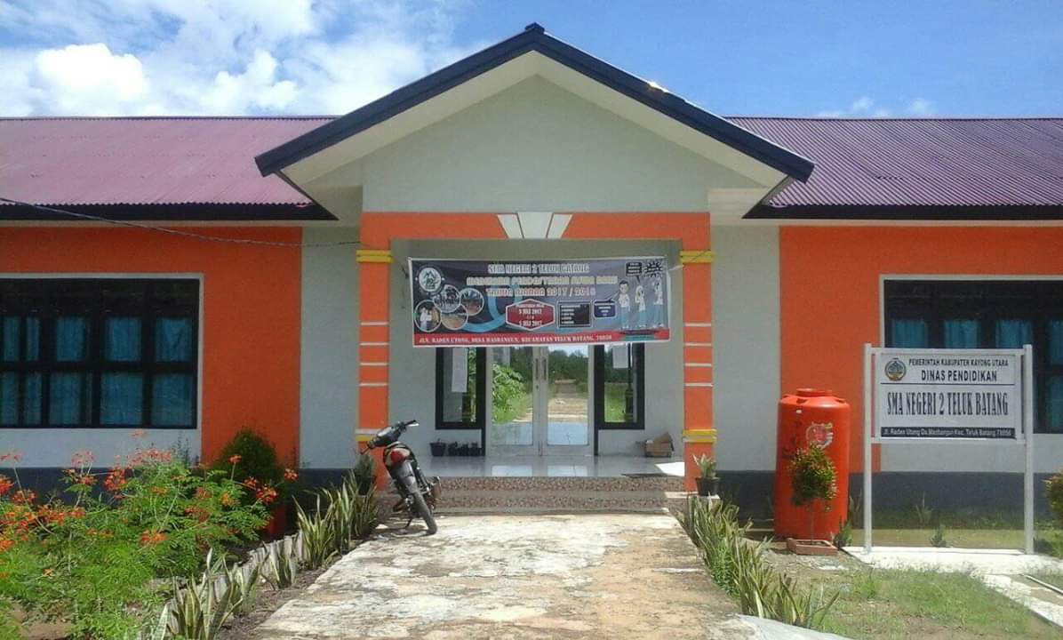 sman-2-teluk-batang-kabupaten-kayong-utara.jpg