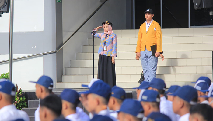 Contoh Perkenalkan Diri yang Menarik dan Lucu saat MPLS 2024 Lewat Sand Up Comedy