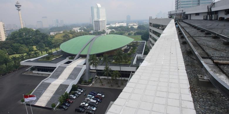 suasana-gedung-dpr-ri_20151007_212551.jpg