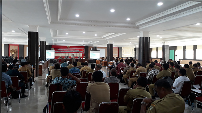 Hearing Dialog DPRD Sanggau 'Upaya Sertifikasi Tanah Milik Masyarakat di Kabupaten Sanggau'
