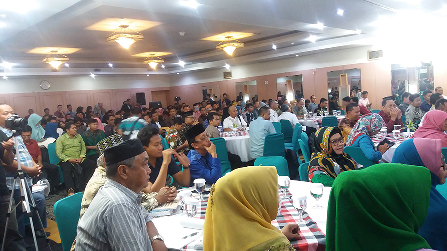 suasana-kalbar-local-leaders-dialogue_20161229_102226.jpg