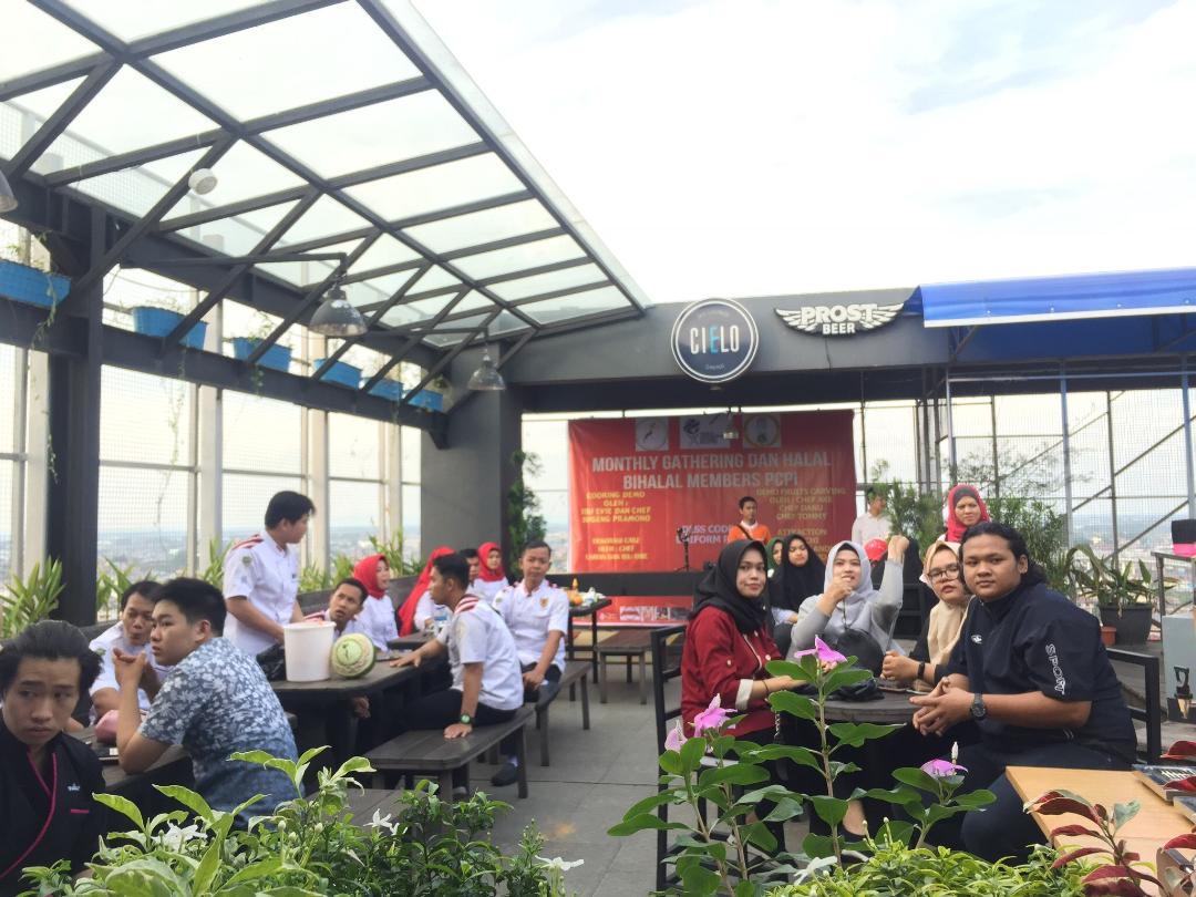 suasana-monthly-gathering-dan-halal-bihalal-members-pcpi.jpg