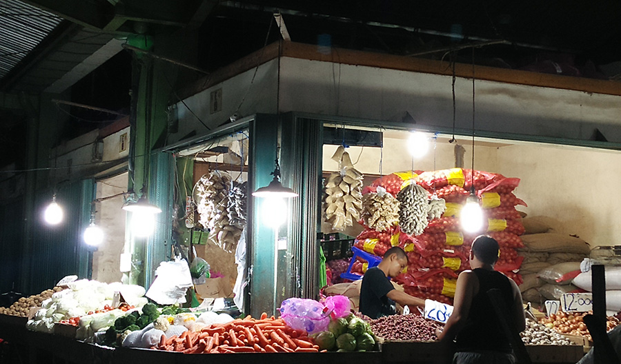 suasana-pasar-flamboyan_20170602_224004.jpg