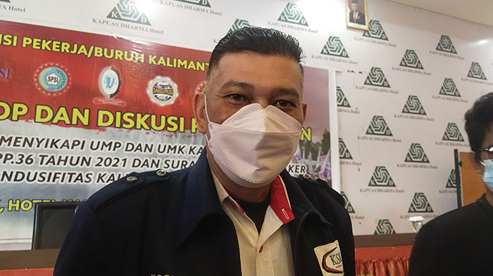 suherman-saat-menghadiri-workshop-pengupahan-sdf.jpg