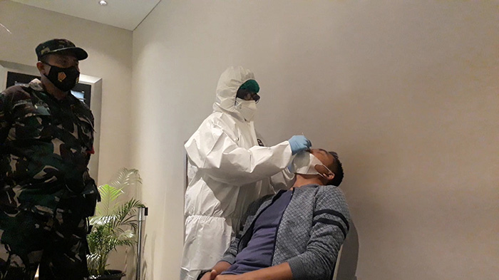 Satgas Penanganan Covid-19 Laksanakan Pengambilan Sampel Pada Pengunjung, Staf dan Manager Bioskop