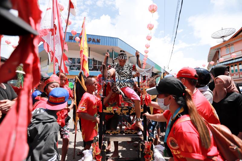 LIVE STREAMING Cap Go Meh Singkawang, Atraksi Tatung Sedang Berlangsung