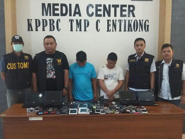 Bea Cukai Entikong Amankan Barang Elektronik dari Malaysia