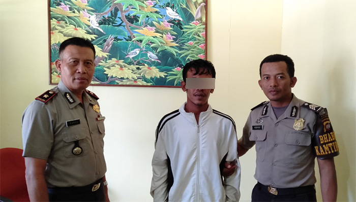 tersangka_20180903_120431.jpg