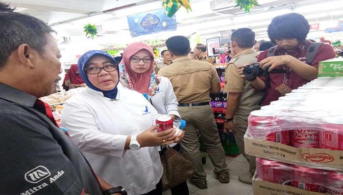tim-gabungan-serbu-mitra-anda-lakukan-sidak-makanan.jpg