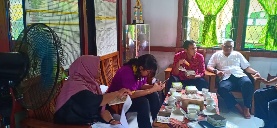 Tim Penilai Sekolah Sehat Pemkot Pontianak Sambangi SDN 03 Pontianak Selatan, Tinjau Kinerja Sekolah
