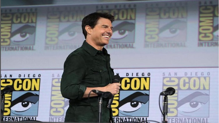 tom-cruise-tampil-fit-di-cinemacon-2022.jpg
