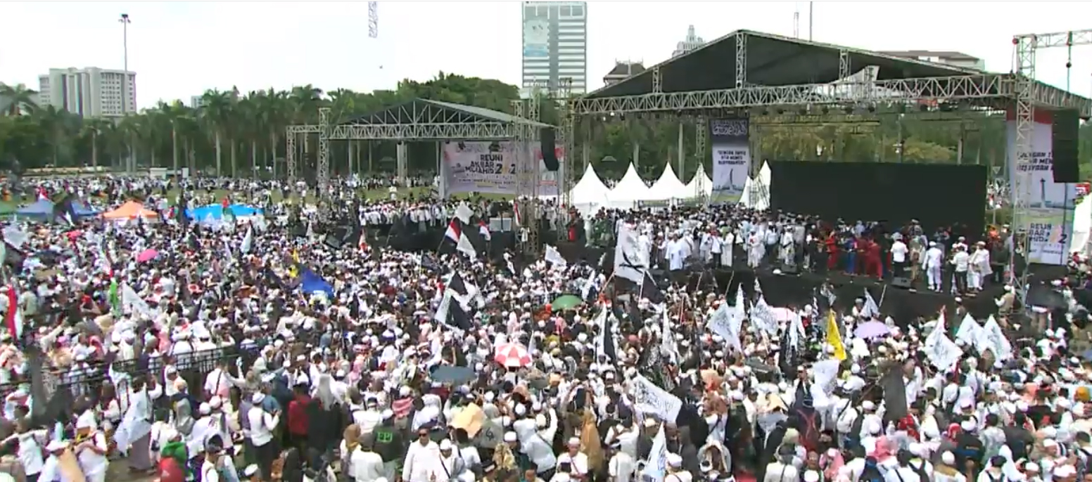 umat-muslim-mengikuti-aksi-reuni-212.jpg
