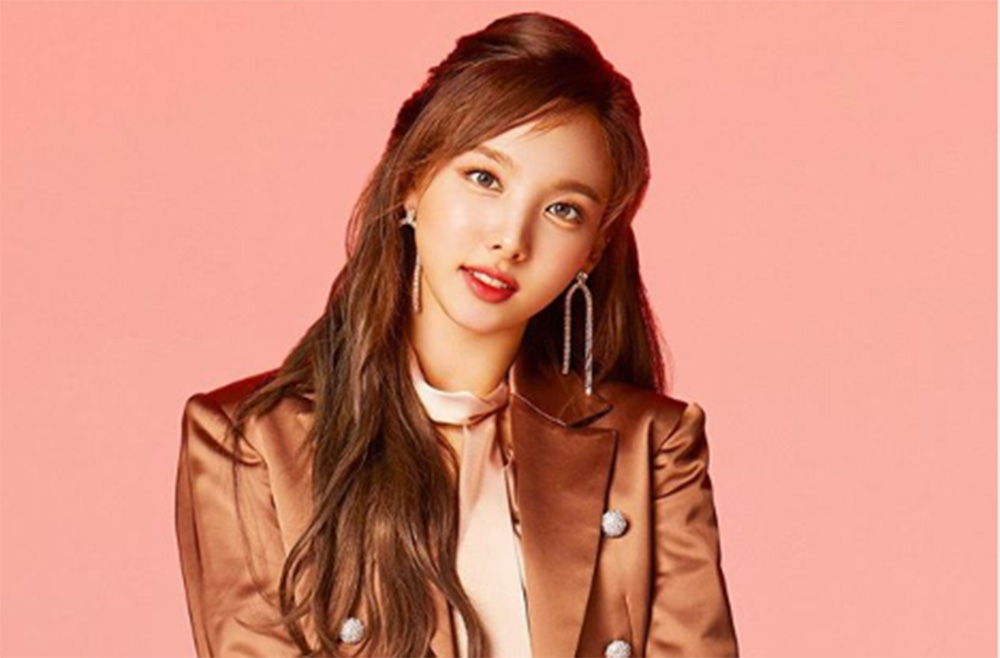 unggahan-member-twice-tentang-keselamatan-nayeon-dari-penguntit-buat-fans-khawatir-jyp-angkat-suara.jpg