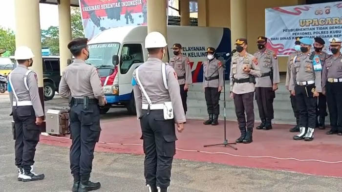 POLRES Kubu Raya Pecat Tidak Hormat Anggotanya karena Tindak Pidana Pencabulan Anak Dibawah Umur