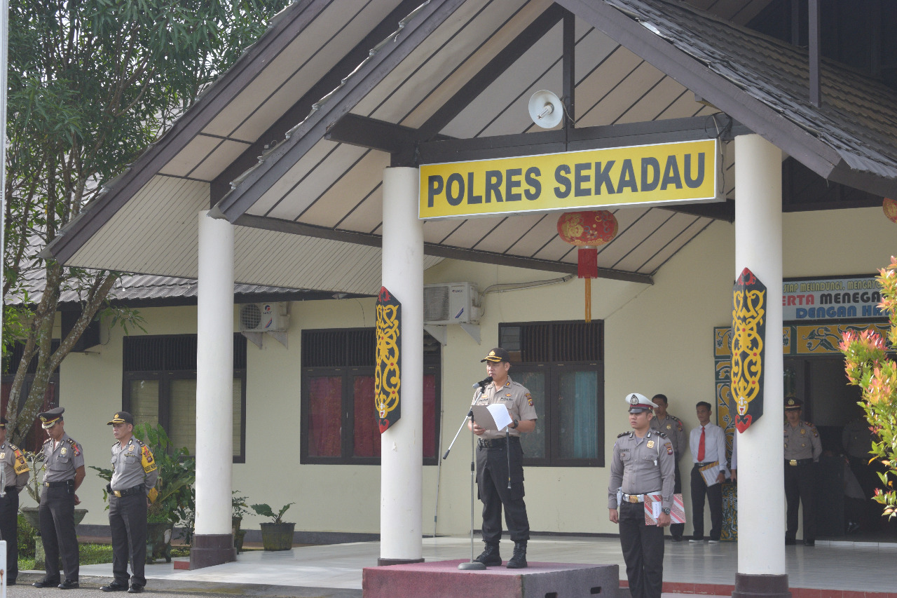 upacara-kesadaran-nasional-yang-berlangsung-di-mapolres-sekadau-pada-kamis-1712019.jpg