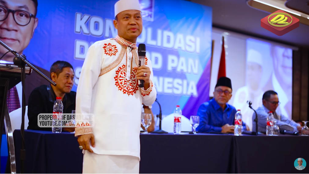 Ustadz Das'ad Latif di Depan Zulkifli Hasan dan Kader PAN: Istiqamah Dong, Jangan Main Tiga Kaki
