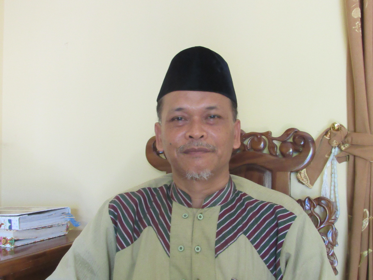 Apakah Sah Salatnya, Makmum Membaca Alfatihah Tidak Selesai? Saifudin Zuhri Menjawab