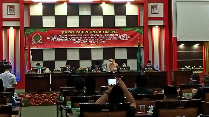 DPRD Sambas Gelar Paripurna Istimewa Penetapan Bupati dan Wakil Bupati Terpilih
