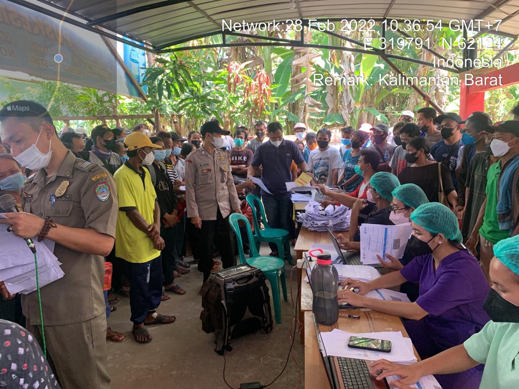 Vaksinasi di Dua Lokasi, 1349 Warga Mempawah Hulu Disuntik Vaksin