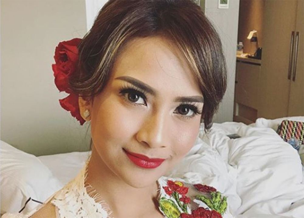 vanessa-angel-diam-diam-ternyata-telah-menikah-sosok-sang-suami-masih-teka-teki.jpg