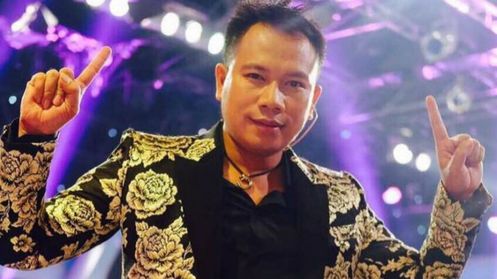 Vicky Prasetyo Sebut Pengecut Orang Yang Keroyok dan Bacok Adiknya