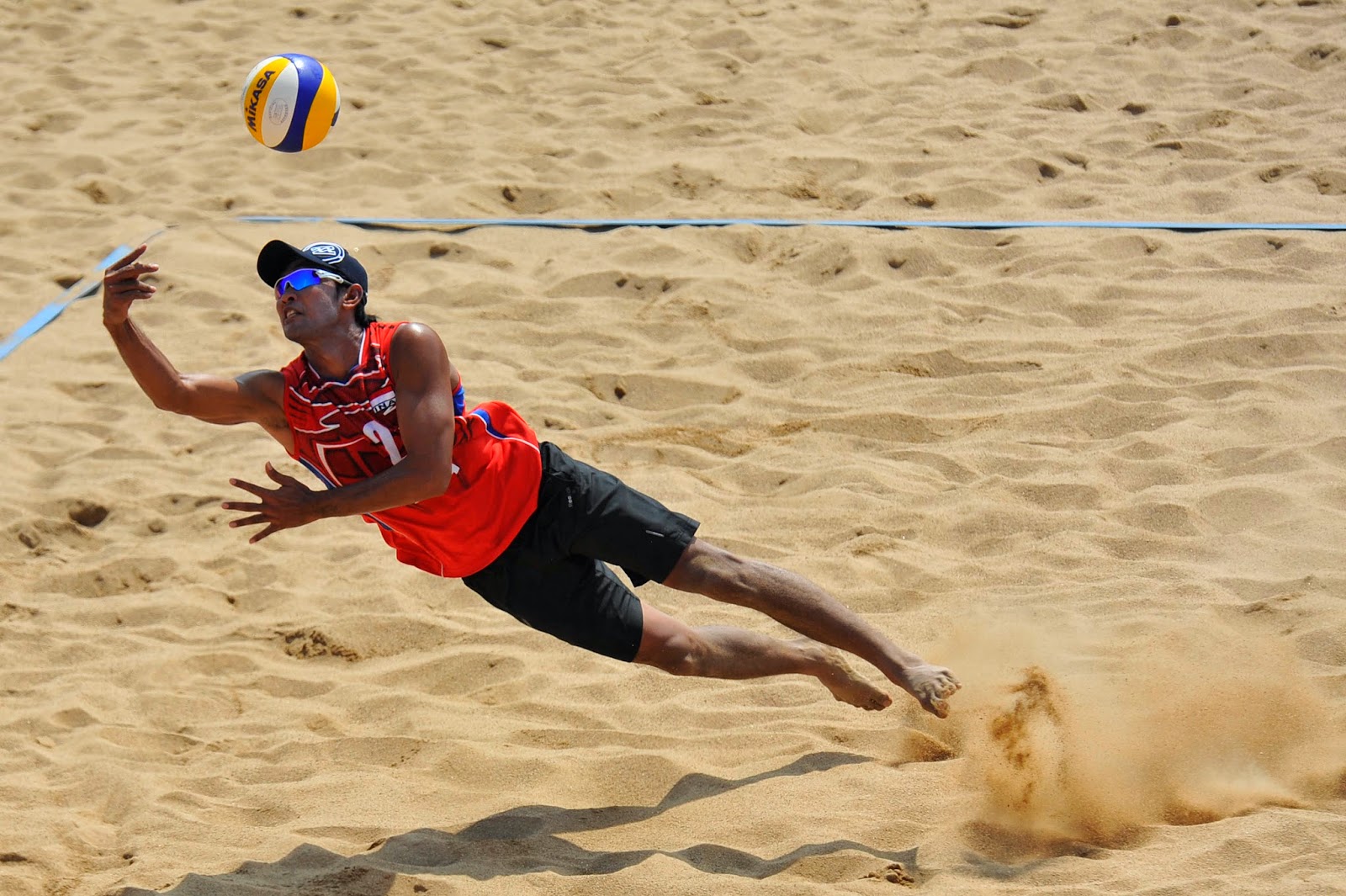 30 Tim Bakal Ramaikan Turnamen Bola Voli Pasir se Kalbar