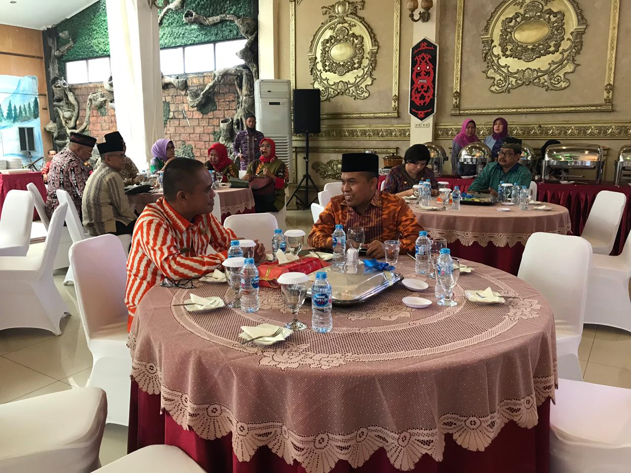 wakil-bupati-kayong-utara-effendi-ahmad-spdi-menghadiri-acara-launching.jpg