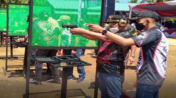 Muhammad Pagi Buka Kompetisi Menembak Perbakin Mempawah CUP 2021 di Markas Yonkav 12/BC Jongkat