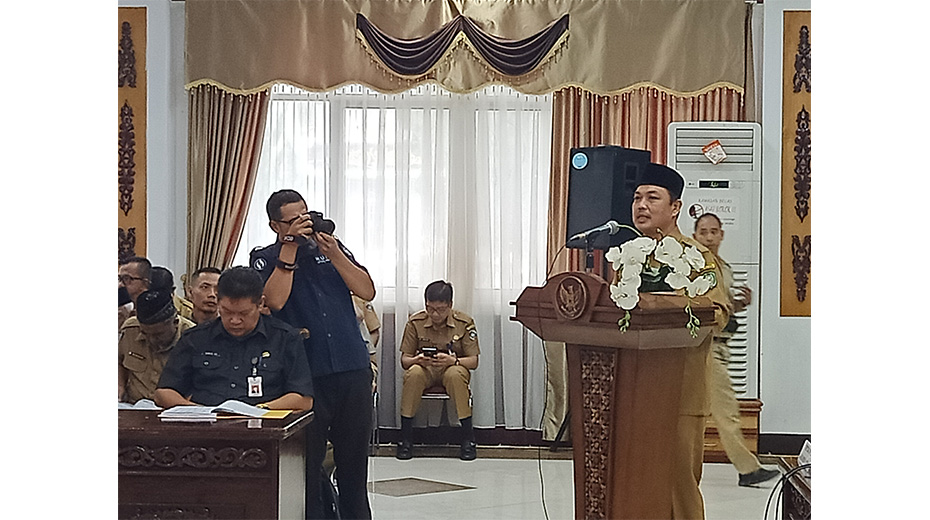 wakil-gubernur-kalbar-ria-norsan-menghadiri-musrenbang.jpg
