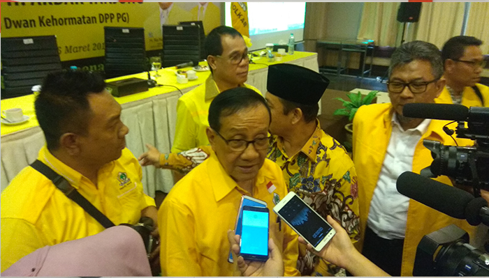 Silaturahmi Dengan Kader Golkar di Kalbar, Akbar Tanjung Imbau Kader Golkar Perkuat Soliditas