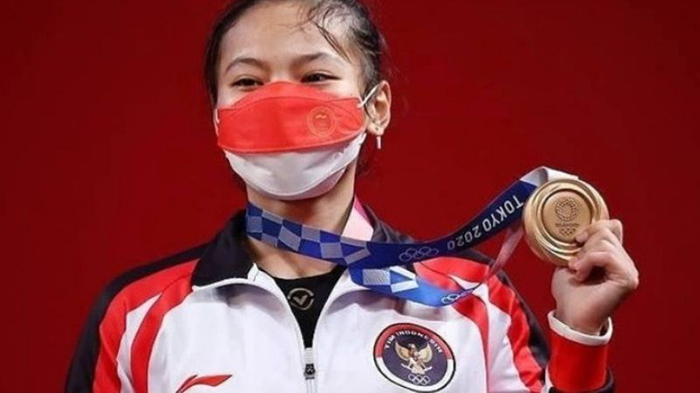 Kisah Barbel Semen dalam Perjalanan Karier Windy Cantika, Peraih Medali Olimpade Tokyo