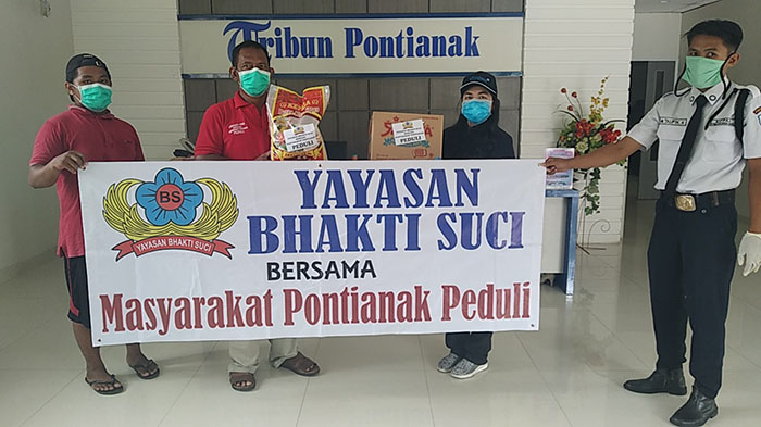 yayasan-bhakti-suci-bantuan-loper-tribun-pontianak.jpg