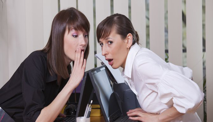 5 Zodiak Tukang Gosip, Tak Bisa Menyimpan Rahasia Orang Lain