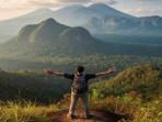 3-Gunung-dengan-Jalur-Pendakian-Menantang-di-Sanggau-Tertinggi-di-Kalimantan-Barat-hingga-Hutan-Tua.jpg