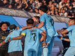 Aksi-pemain-Persela-Lamongan-di-Liga-2.jpg