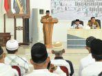 Asisten-III-Sekretariat-Daerah-Kabupaten-Kayong-Utara-Muhammad-Oma-yang-mewakili.jpg