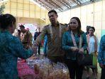Bupati-Kapuas-Hulu-Fransiskus-Diaan-bersama-Ketua-T235rwef.jpg