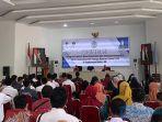 Bupati-Kayong-Utara-Citra-Duani-sampaikan-sambutan-pada-sosialisasi-program-prioritas-serta.jpg