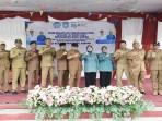 Bupati-Kubu-Raya-Sujiwo-meminta-para-kepala-desa-untuk-mengencangkan-ikat-pinggang.jpg