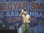Bupati-Sambas-Satono-saat-membuka-Gebyar-SMP234ewdf.jpg