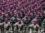 Defile-pasukan-saat-peringatan-HUT-Tentara-Nasional-Indonesia.jpg