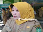 Erna-Yulianti-diwawancarai-usai-pembukaan3rewf.jpg