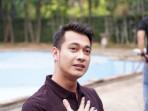 Eza-Gionino-dalam-jumpa-pers-di-lokasi-syuting-sdf-ds.jpg