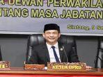Florensius-Ronny-Ketua-DPRD-Kabupaten-Sintang2435edfv.jpg