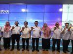 Foto-Bersama-Wali-Kota-Edi-Rusdi-Kamtono-dan-Wakil-Wali-Kota-Bahas2435d.jpg
